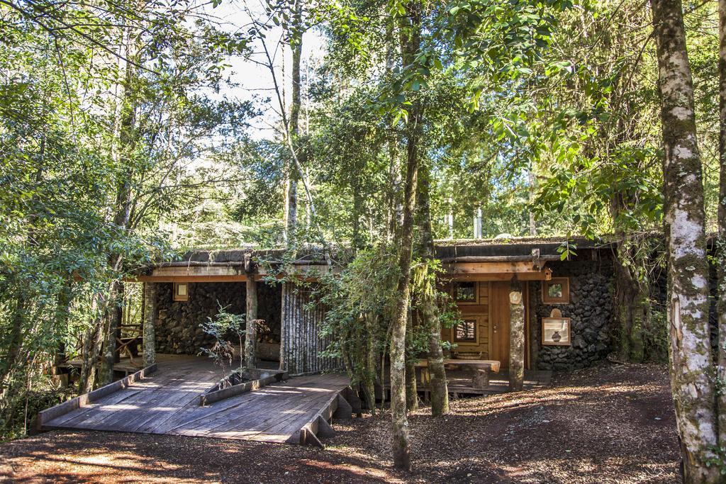 Huilo Huilo Nawelpi Lodge Puerto Fuy Exterior photo